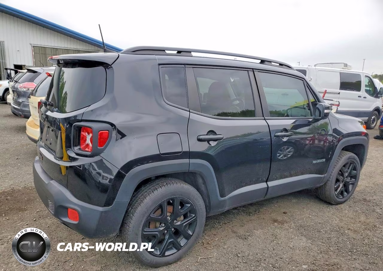 2018 Jeep Renegade Latitude VIN:ZACCJBBBXJPH09664 - 3