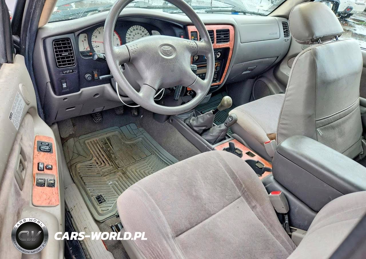 2002 Toyota Tacoma Xtracab VIN:5TEWN72N72Z065587 - 8