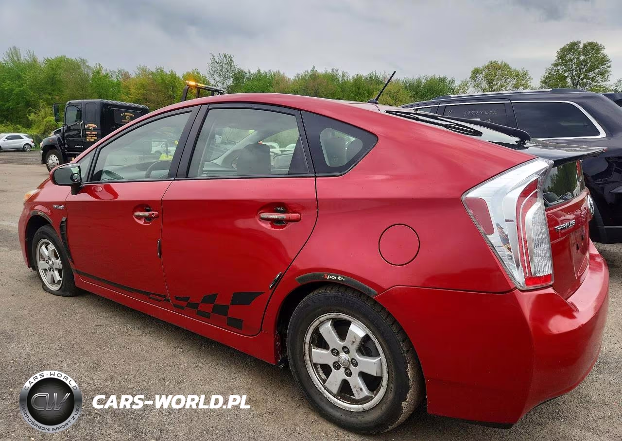 2014 Toyota Prius Two VIN:JTDKN3DUXE1760477 - 2