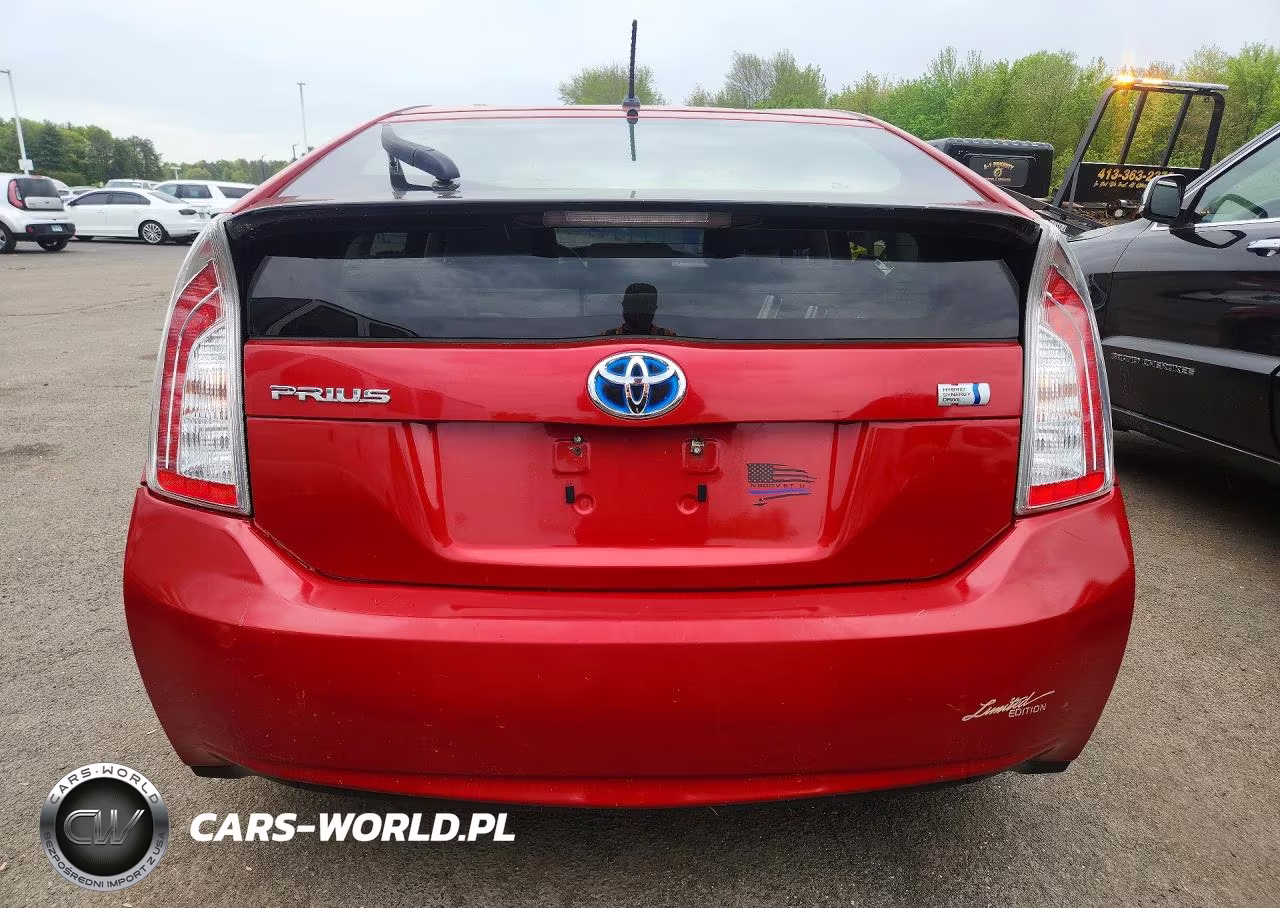 2014 Toyota Prius Two VIN:JTDKN3DUXE1760477 - 6