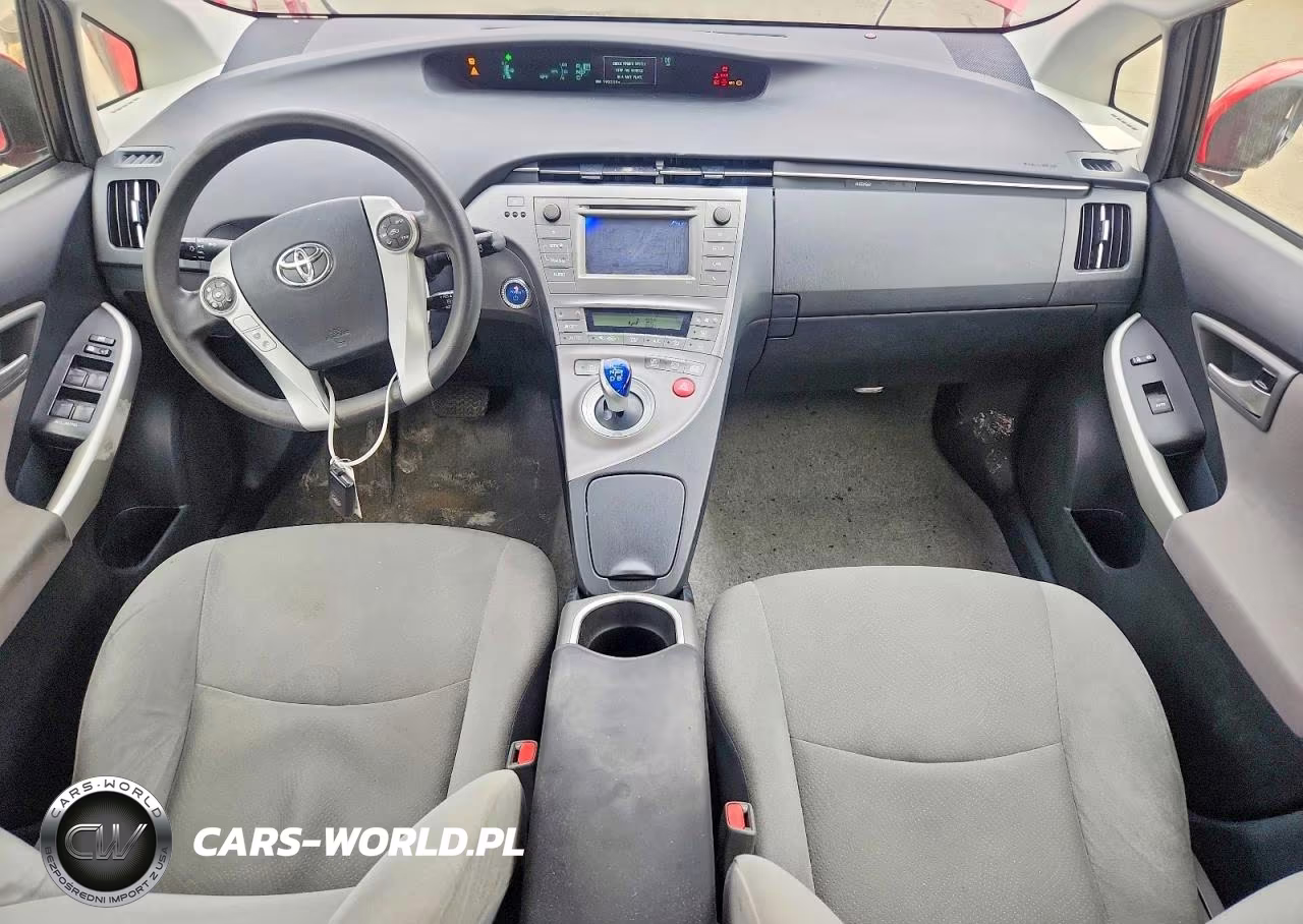 2014 Toyota Prius Two VIN:JTDKN3DUXE1760477 - 8