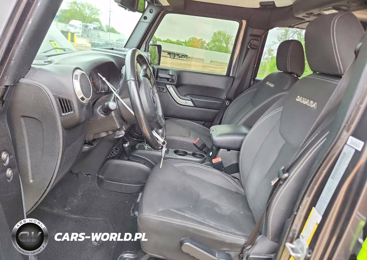 2017 Jeep Wrangler Unlimited Sahara VIN:1C4BJWEG0HL507215 - 7