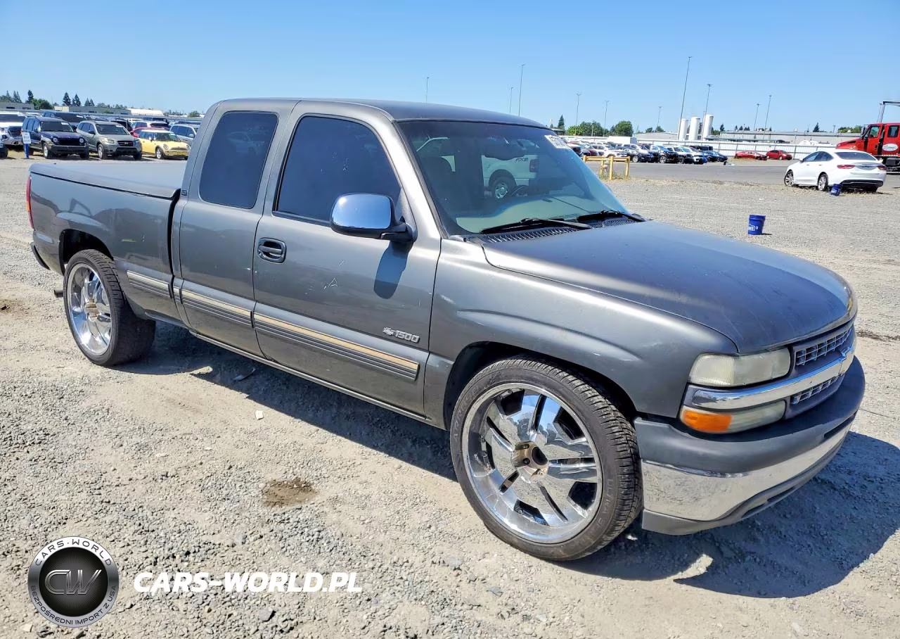 2000 Chevrolet Silverado C1500 VIN:2GCEC19T4Y1359075 - 4