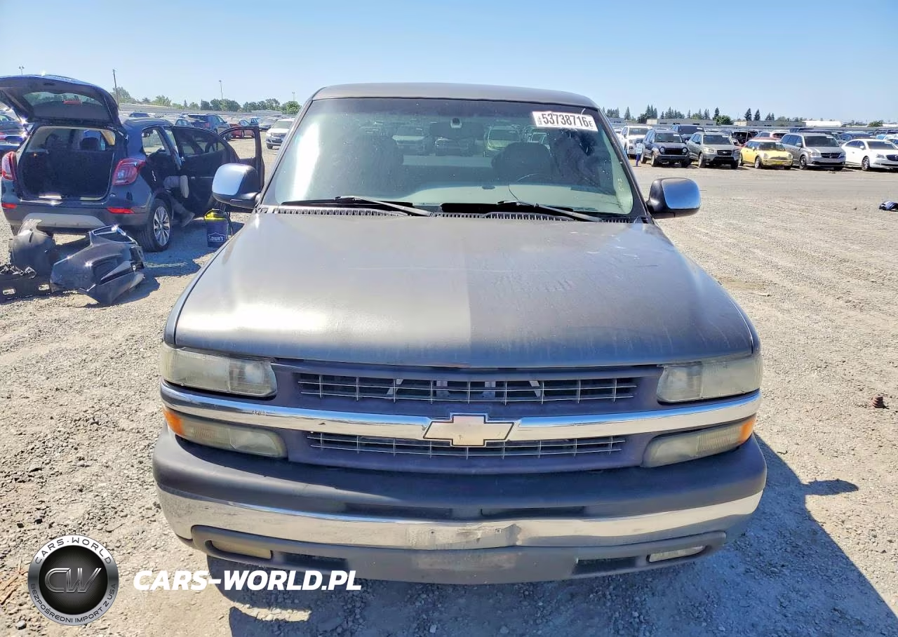 2000 Chevrolet Silverado C1500 VIN:2GCEC19T4Y1359075 - 5