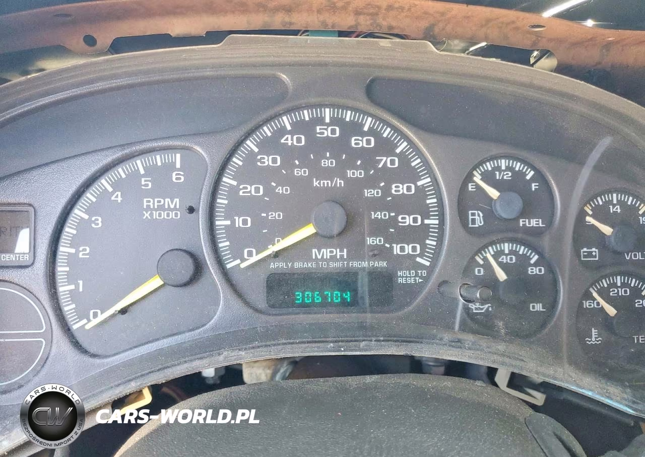 2000 Chevrolet Silverado C1500 VIN:2GCEC19T4Y1359075 - 9