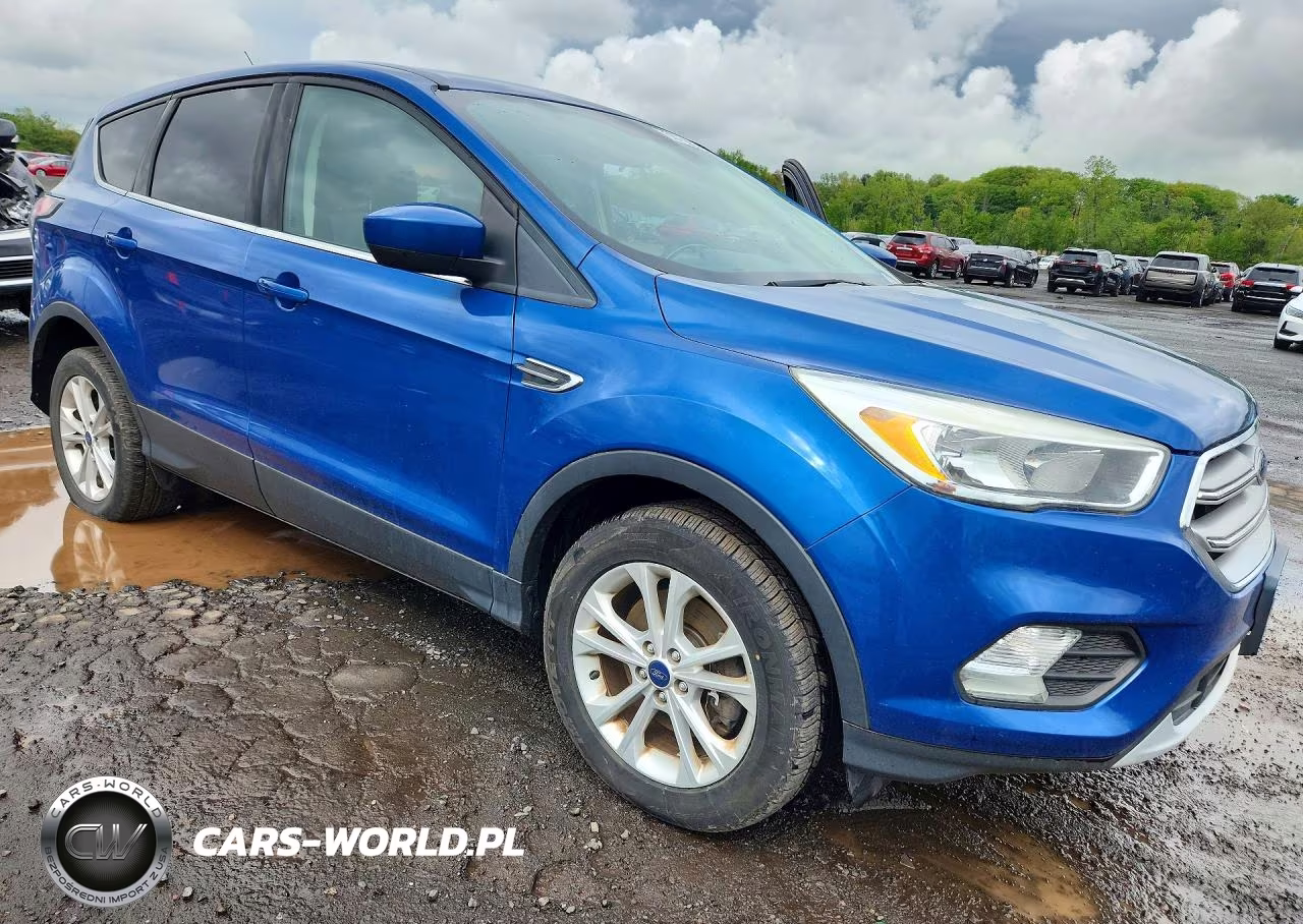 2017 Ford Escape Se VIN:1FMCU9GD0HUA74730 - 4