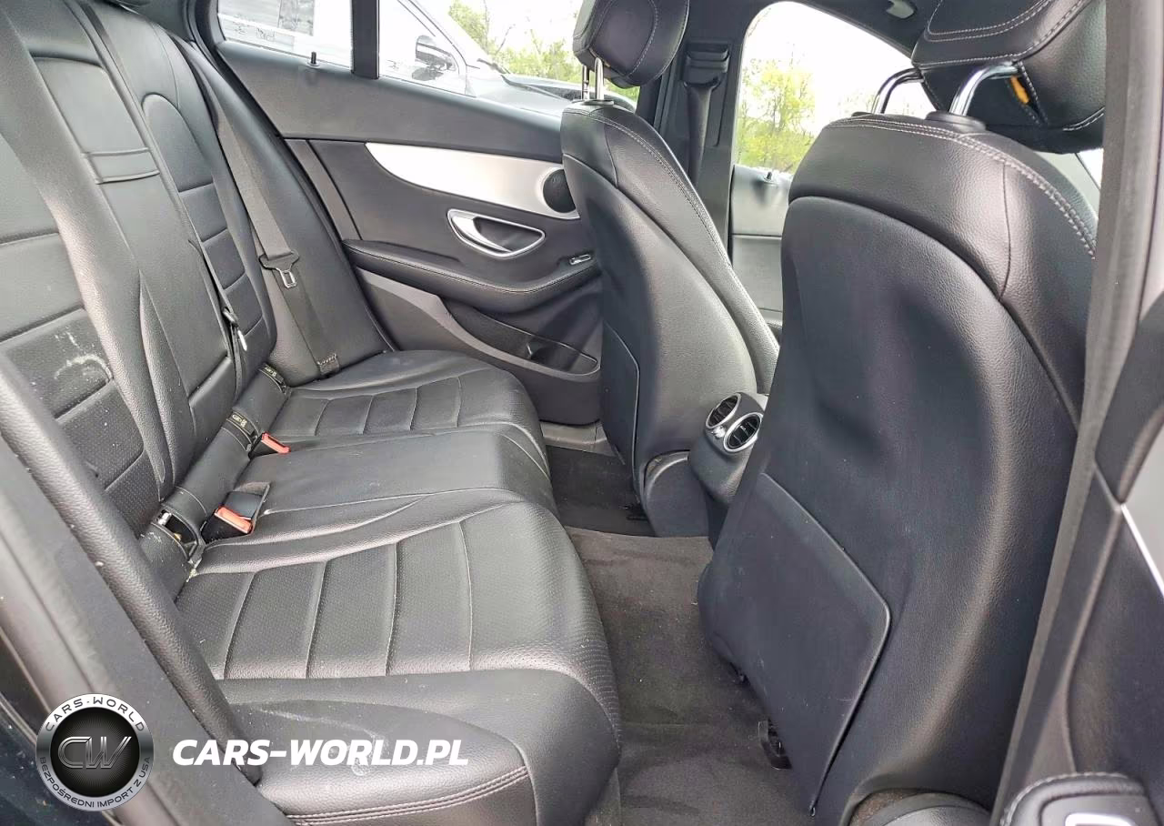 2018 Mercedes-Benz C 300 4Matic VIN:55SWF4KB2JU274669 - 10