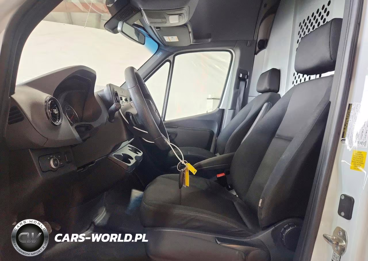 2025 Mercedes Benz Sprinter 2500 VIN:W1Y4KCHYXST202980 - 7