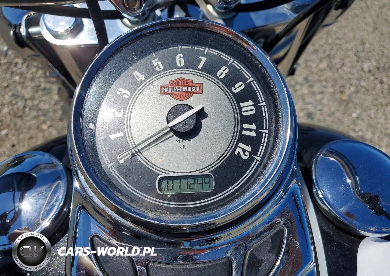 2017 Harley-Davidson Flstc Heritage Softail Classic VIN:1HD1BWV16HB022974 - 7