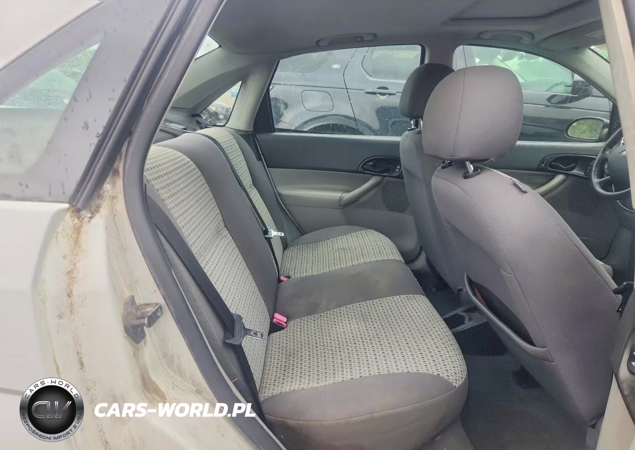 2007 Ford Focus Zx4 VIN:1FAHP34N27W255753 - 10