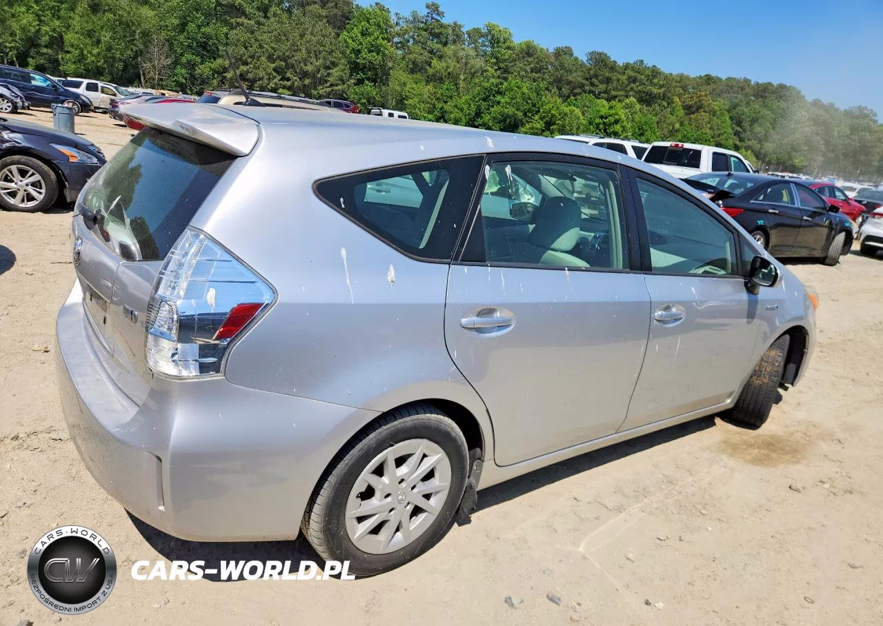 2012 Toyota Prius V Two VIN:JTDZN3EU9C3029621 - 3