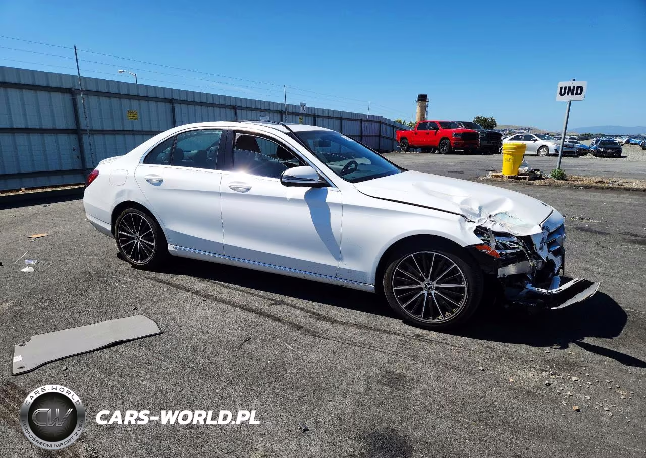 2019 Mercedes-Benz C 300 VIN:55SWF8DBXKU300005 - 4