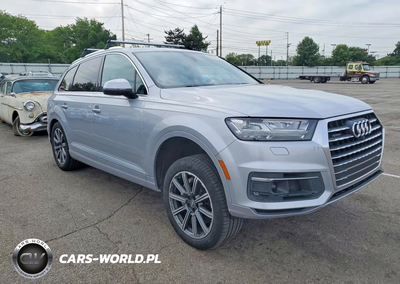 2018 Audi Q7 Prestige VIN:WA1VAAF71JD019111 - 4