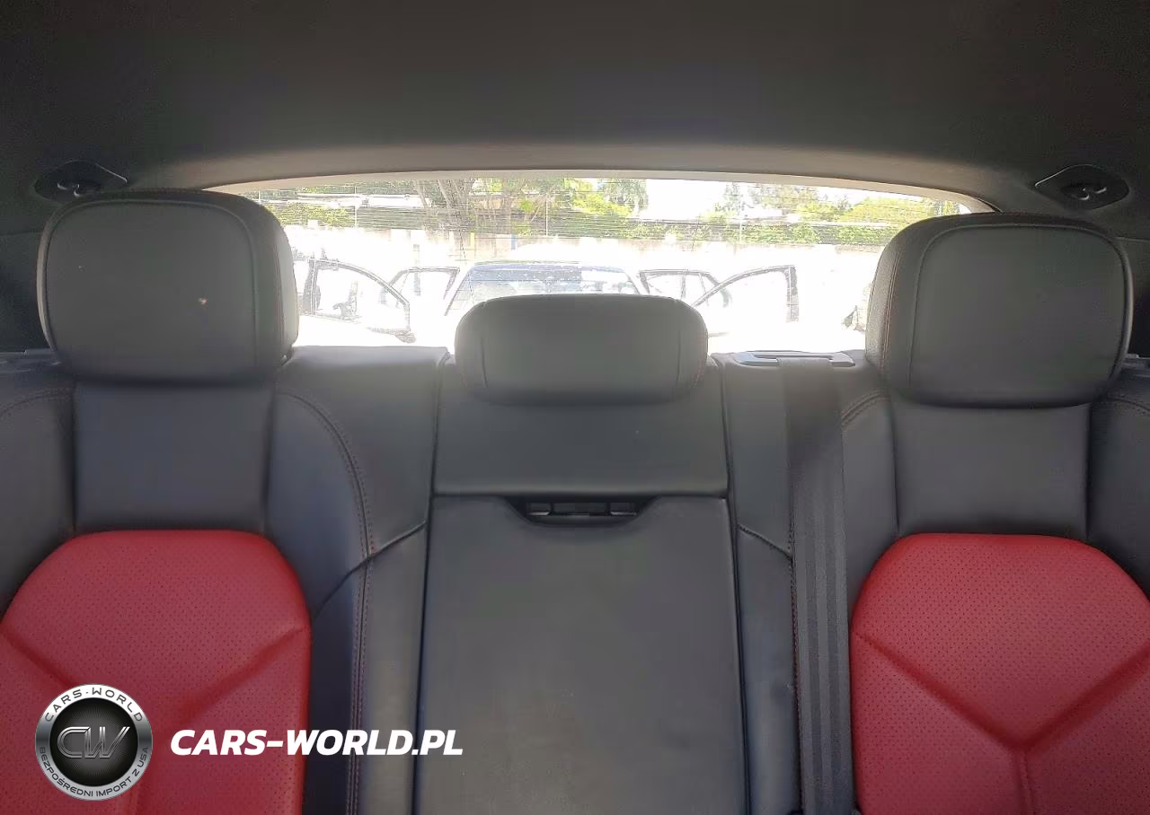 2020 Porsche Macan VIN:WP1AA2A58LLB02901 - 10