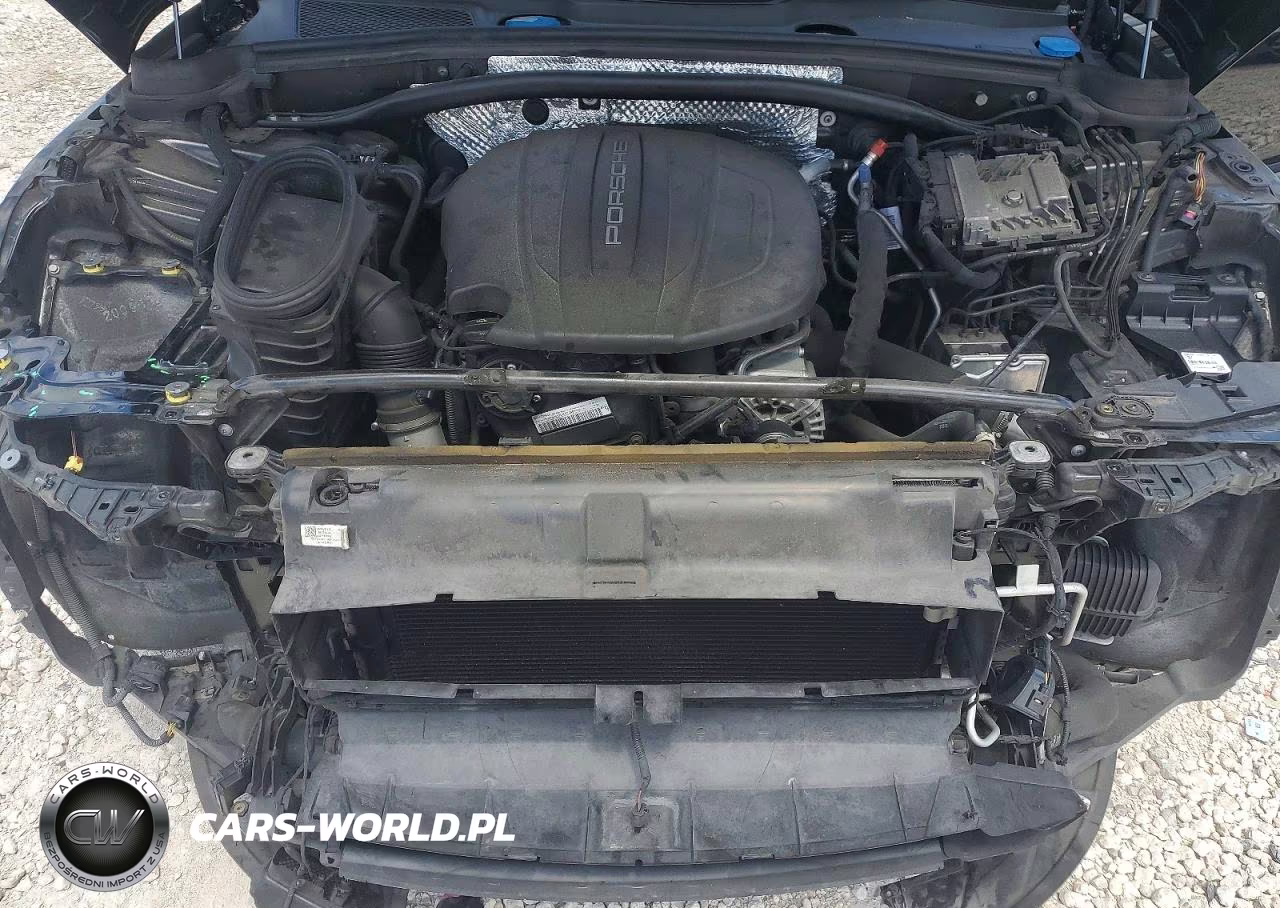 2020 Porsche Macan VIN:WP1AA2A58LLB02901 - 12