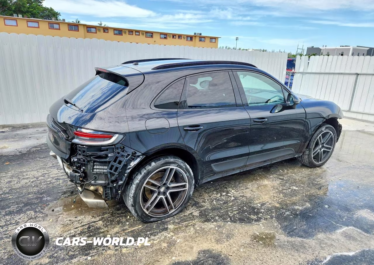 2020 Porsche Macan VIN:WP1AA2A58LLB02901 - 3