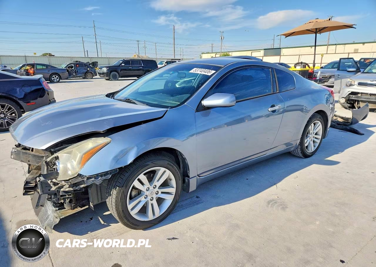 2010 Nissan Altima S – zdjęcie 1 z 13
