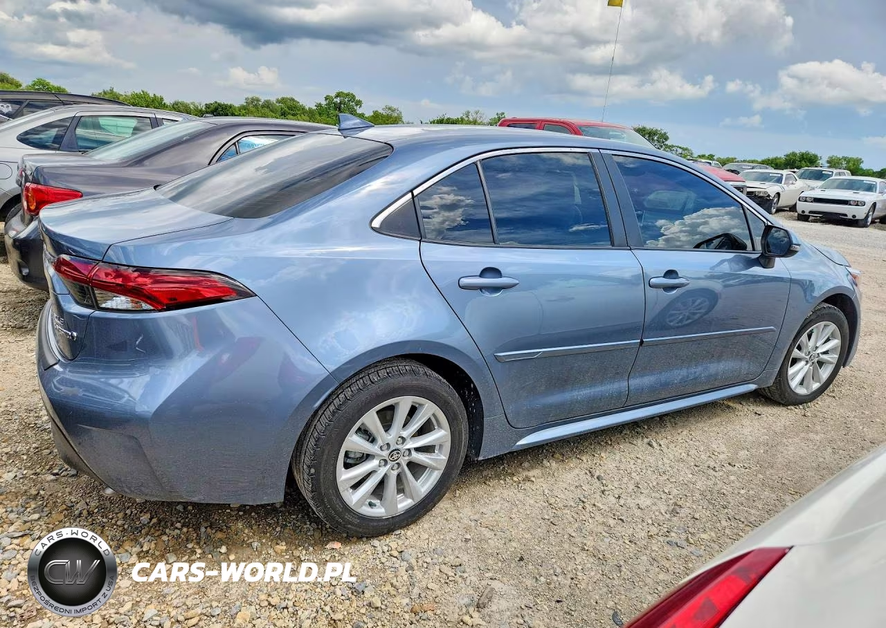 2024 Toyota Corolla Hybrid Xle VIN:JTDBCMFE7R3036631 - 3