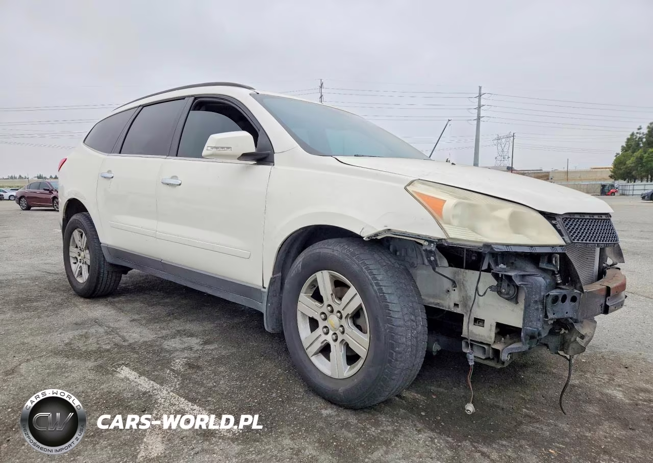 2011 Chevrolet Trax VIN:1GNKRGED1BJ144471 - 4