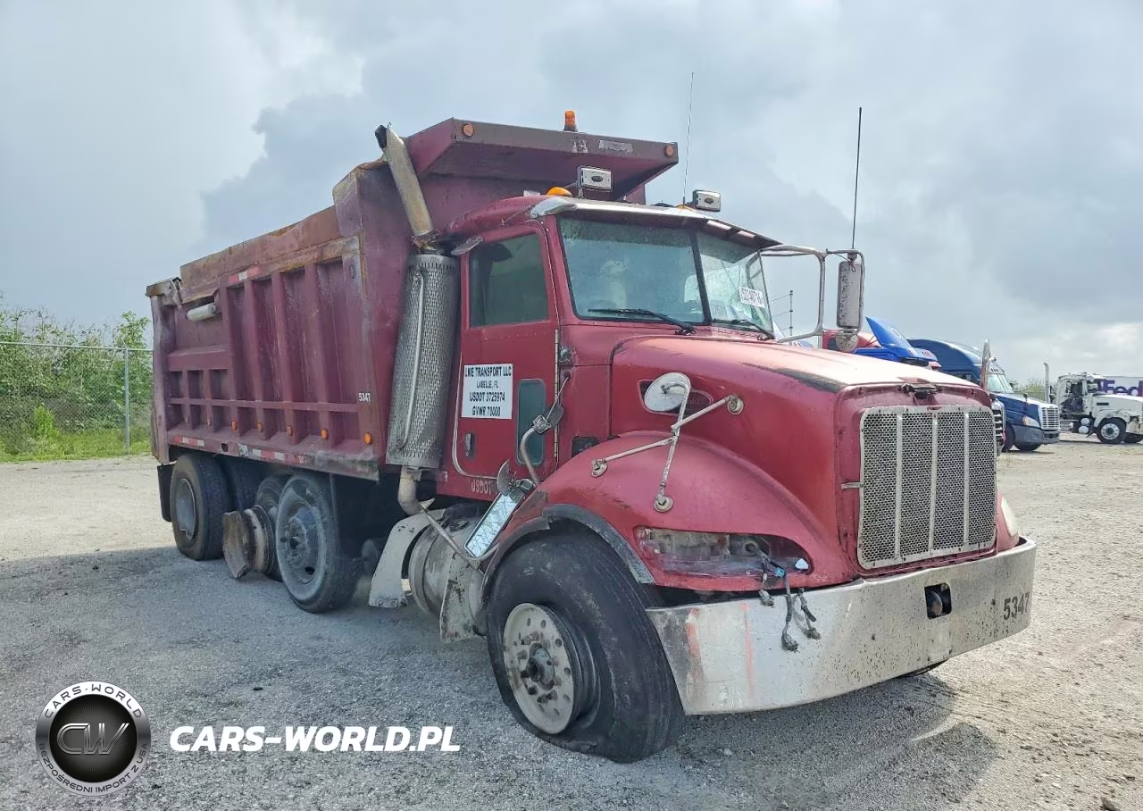 2006 Peterbilt 335 Dump Truck