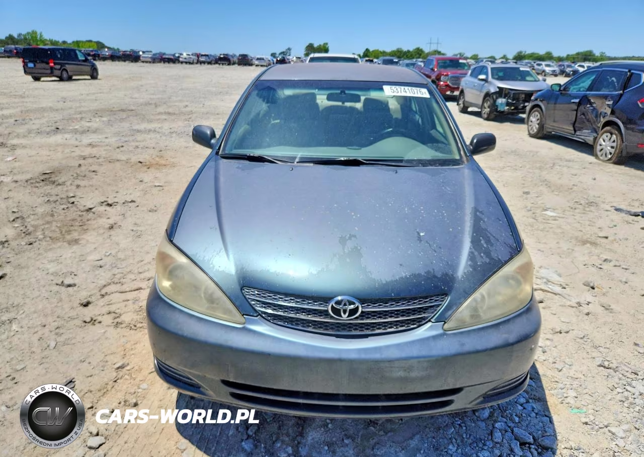 2003 Toyota Camry Le VIN:4T1BE32K43U682786 - 5