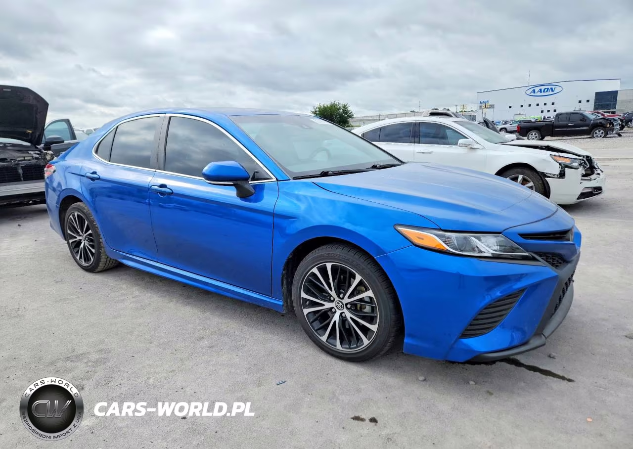 2018 Toyota Camry Se VIN:4T1B11HK9JU074685 - 4