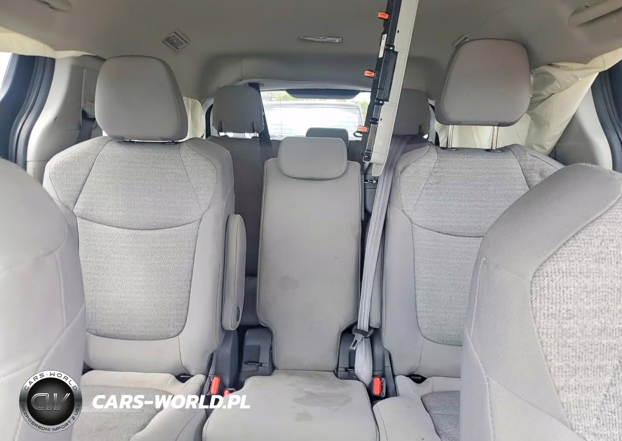 2022 Toyota Sienna Le VIN:5TDKSKFC5NS062238 - 10