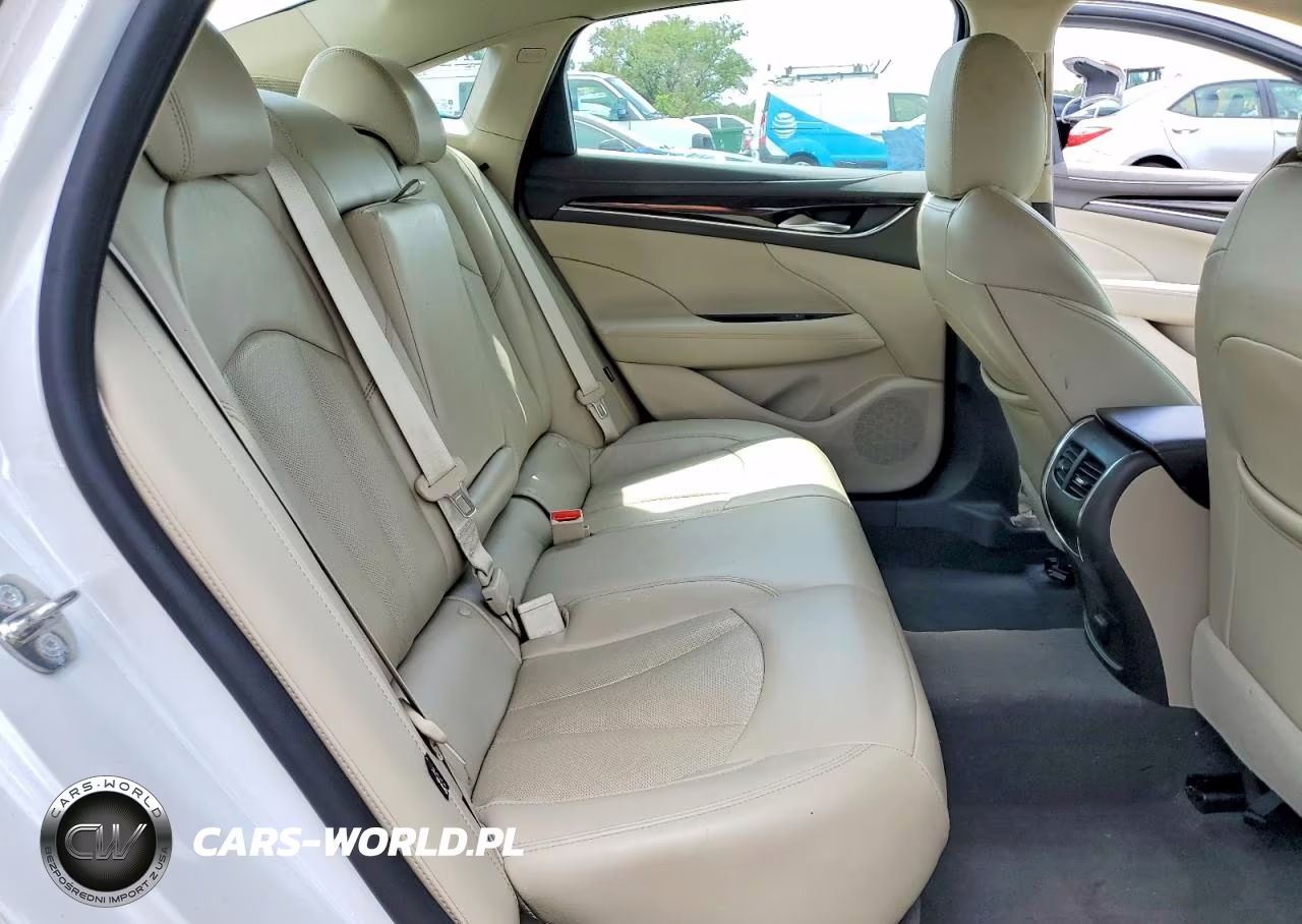 2017 Buick Lacrosse Essence VIN:1G4ZP5SSXHU164130 - 10