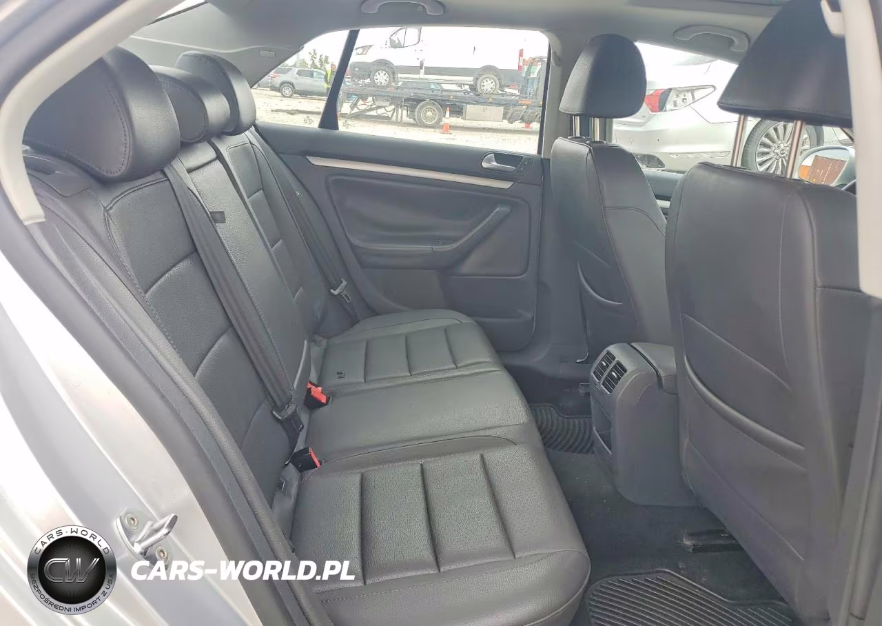 2007 Volkswagen Jetta Wolfsburg VIN:3VWEF71K87M088958 - 10