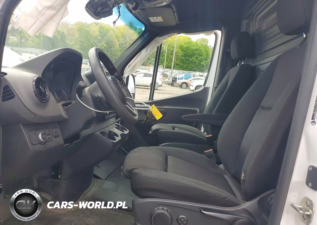 2024 Mercedes Benz Sprinter 2500 Delivery Van VIN:W1Y4NBHY3RT163161 - 7