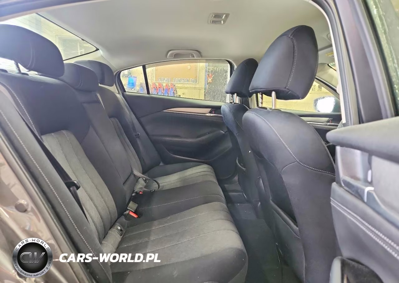 2018 Mazda 6 Sport VIN:JM1GL1UM0J1328670 - 10