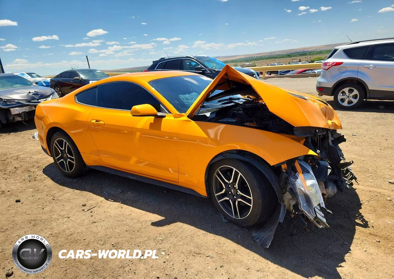 2019 Ford Mustang VIN:1FA6P8TH6K5112125 - 4