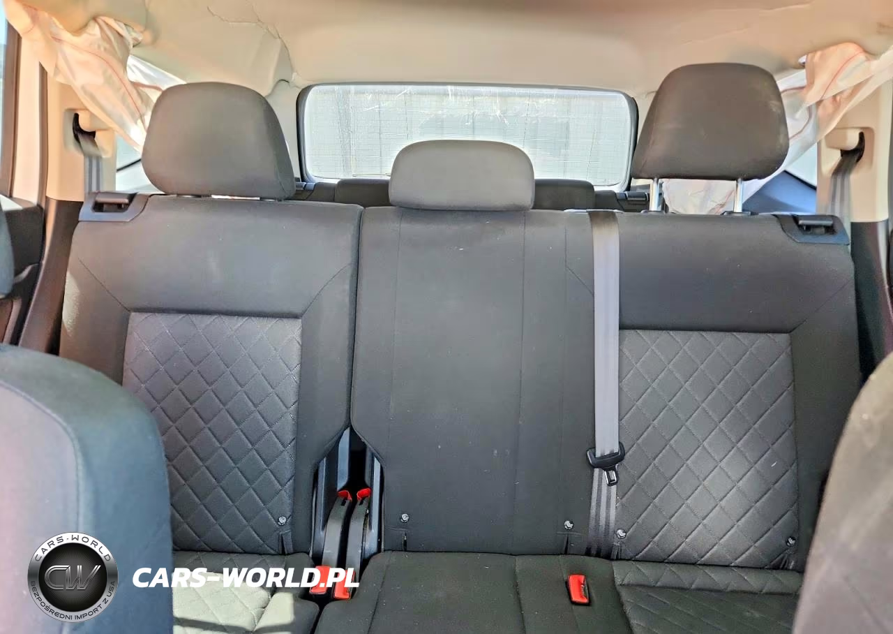 2018 Volkswagen Atlas VIN:1V2BR2CA4JC513572 - 10