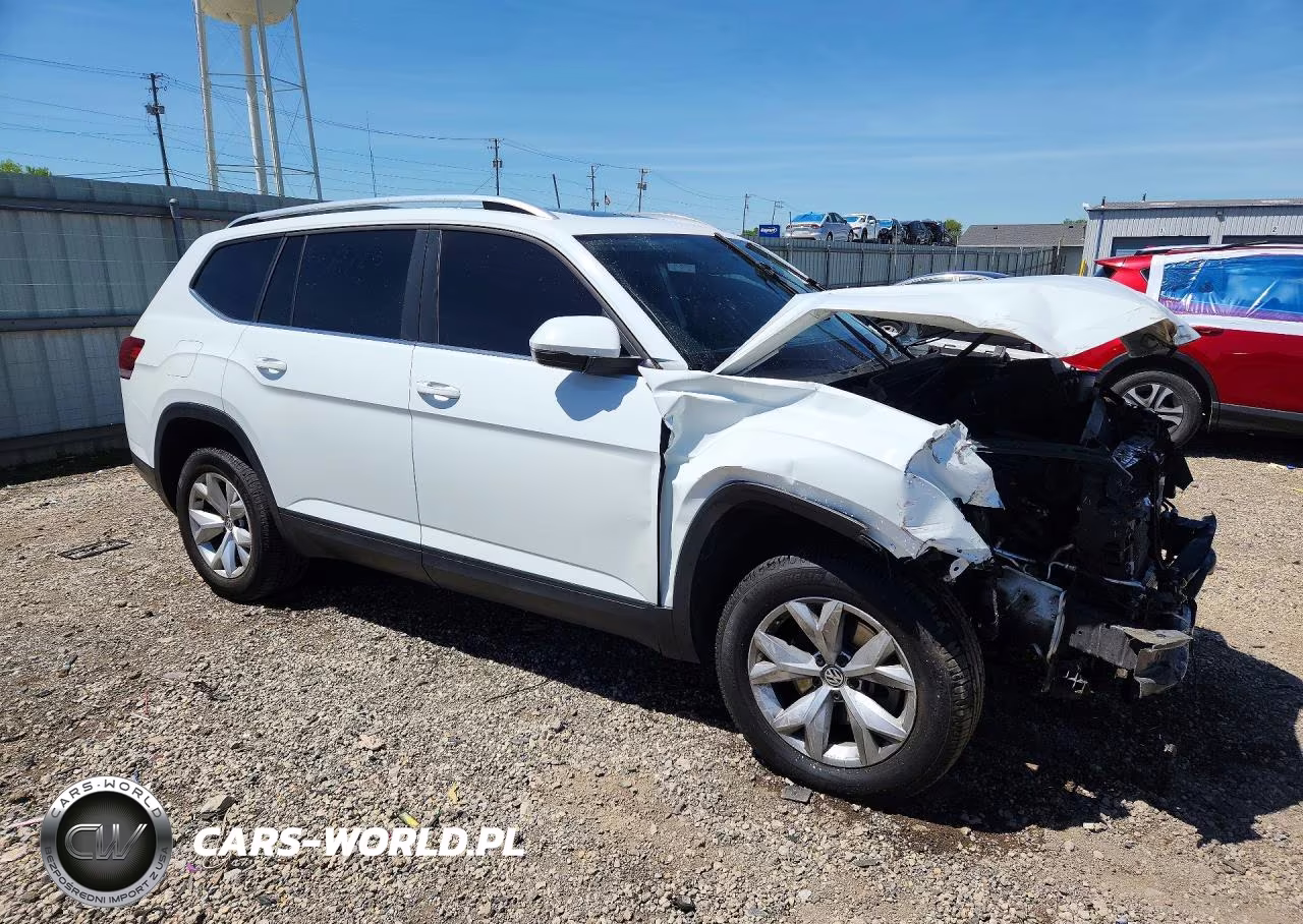 2018 Volkswagen Atlas VIN:1V2BR2CA4JC513572 - 4