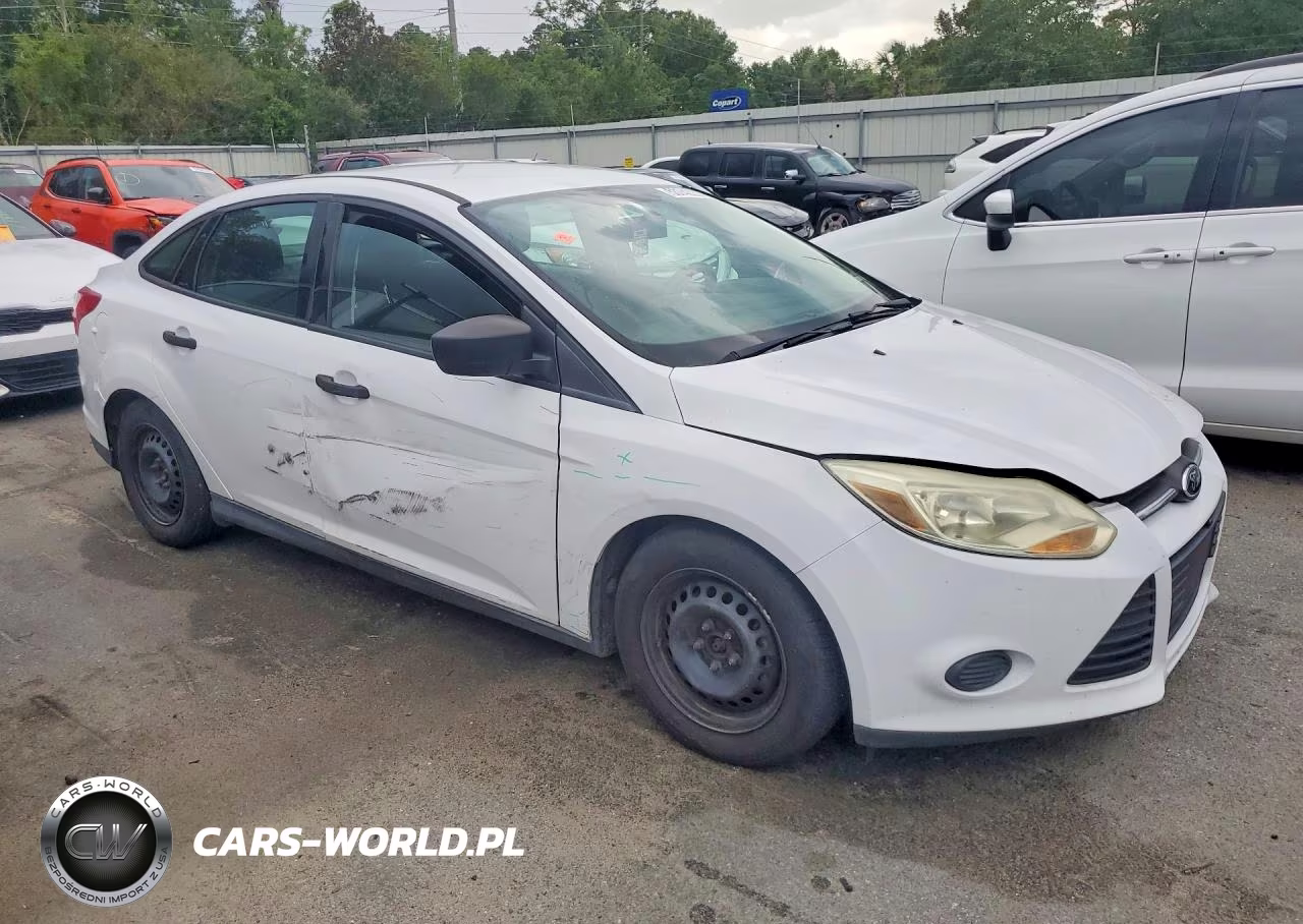 2014 Ford Focus S VIN:1FADP3E24EL401023 - 4