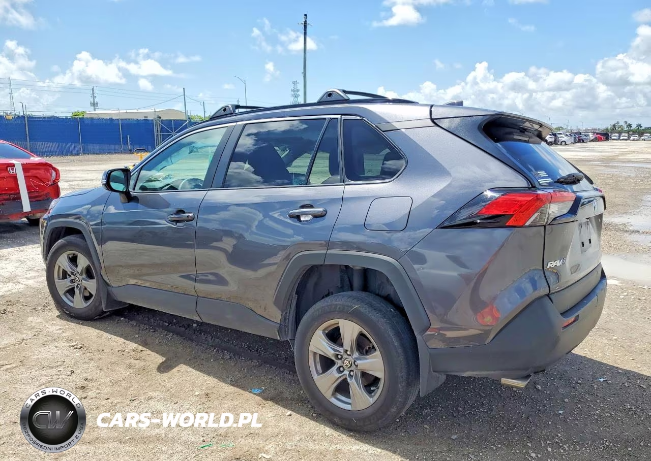 2024 Toyota Rav4 Xle VIN:2T3W1RFV0RC259709 - 2