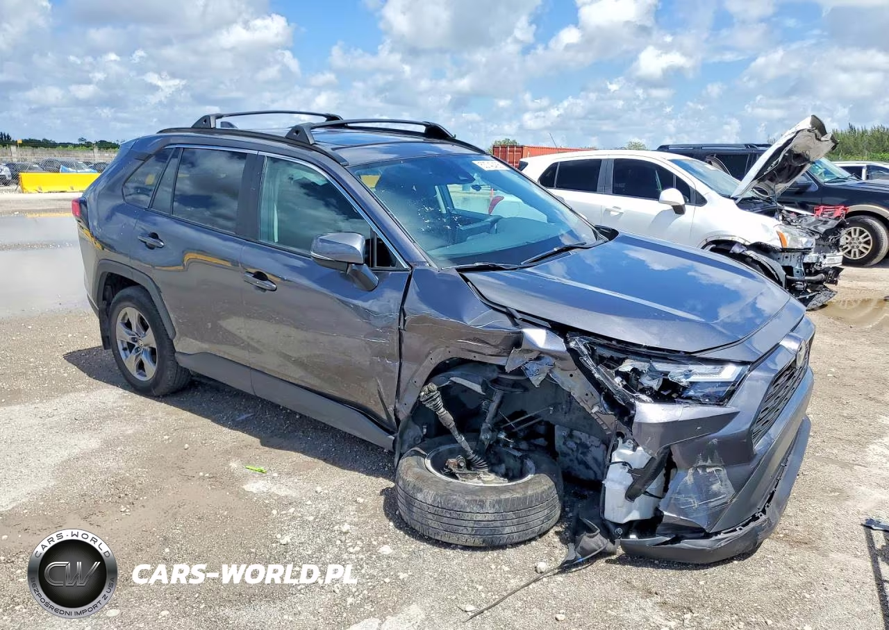2024 Toyota Rav4 Xle VIN:2T3W1RFV0RC259709 - 4