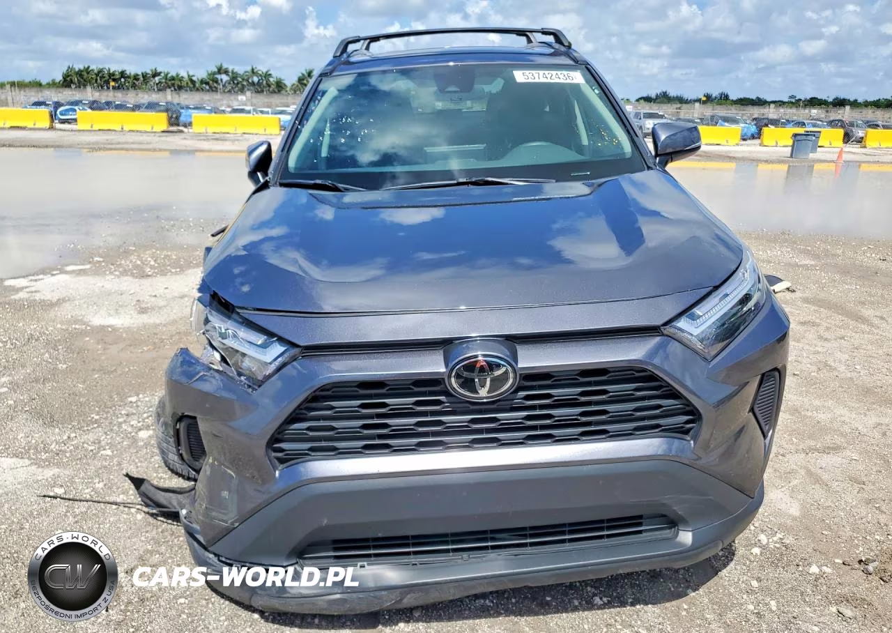 2024 Toyota Rav4 Xle VIN:2T3W1RFV0RC259709 - 5