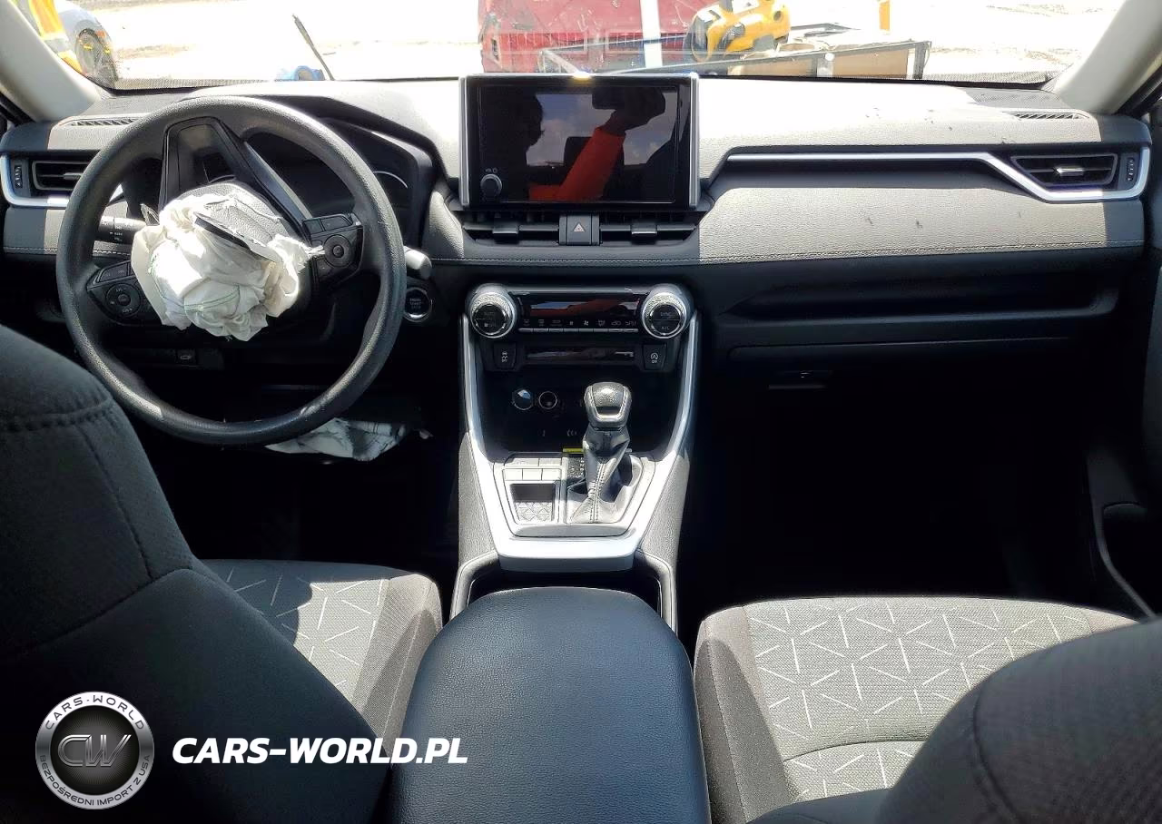 2024 Toyota Rav4 Xle VIN:2T3W1RFV0RC259709 - 8