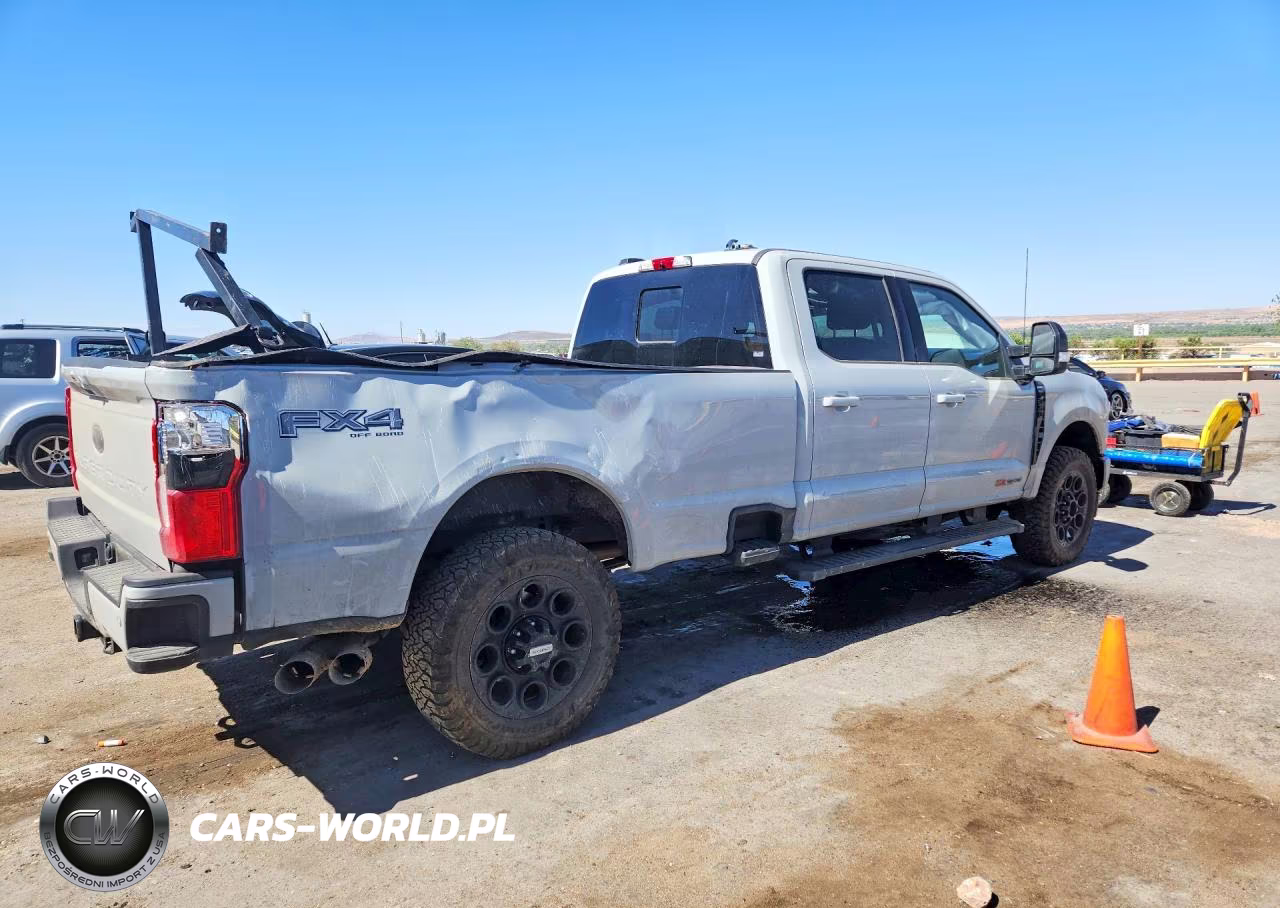 2025 Ford F350 Super Duty VIN:1FT8W3BM9SED61154 - 3