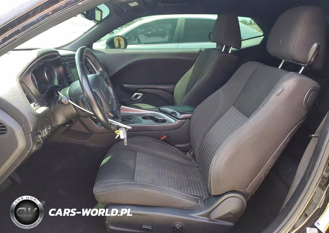 2019 Dodge Challenger Sxt VIN:2C3CDZAG9KH676984 - 7