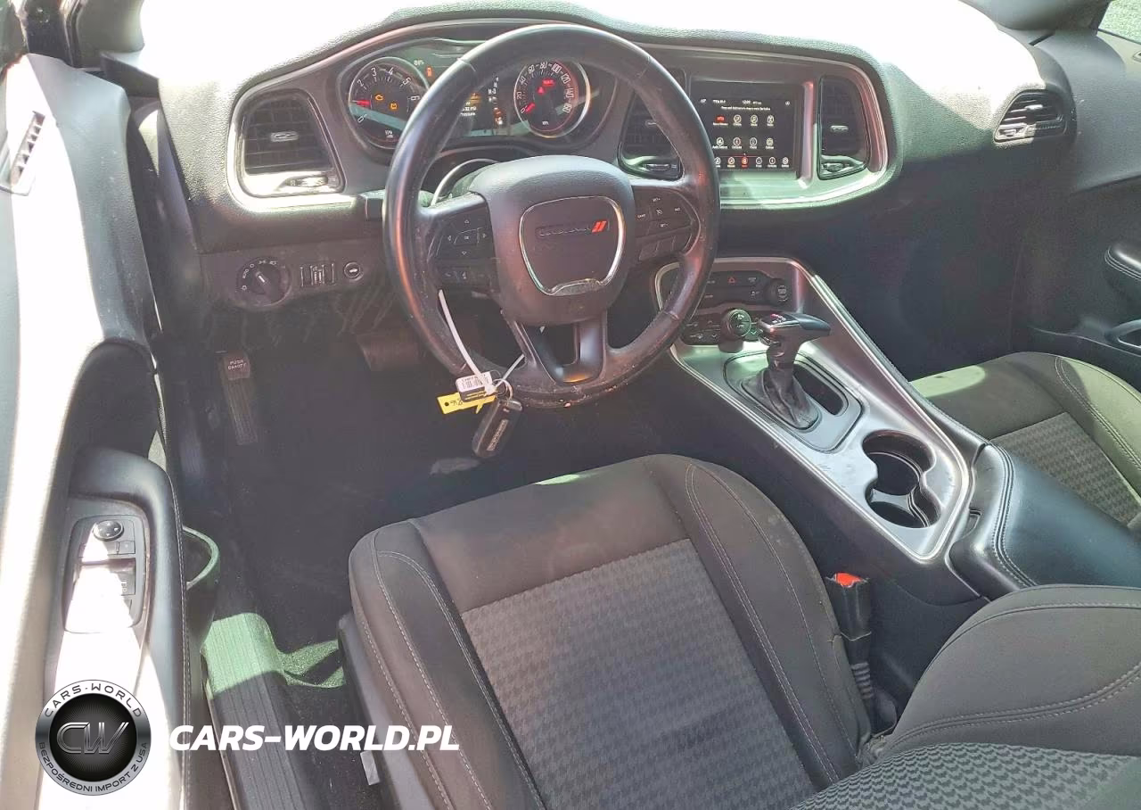 2019 Dodge Challenger Sxt VIN:2C3CDZAG9KH676984 - 8