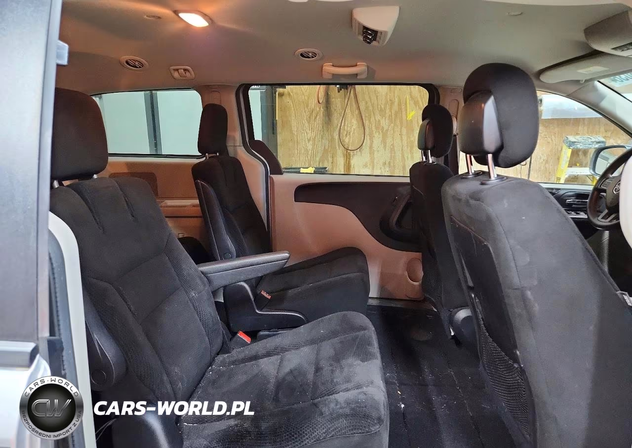 2016 Dodge Grand Caravan Sxt VIN:2C4RDGCG8GR235288 - 11