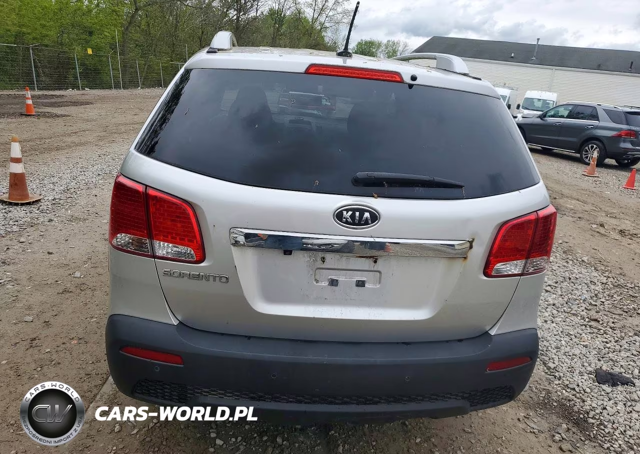 2011 Kia Sorento Lx VIN:5XYKT3A19BG151361 - 6