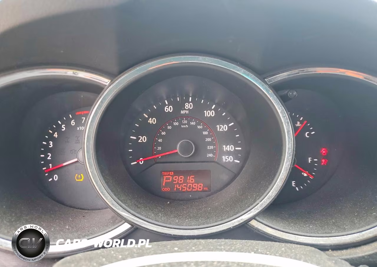 2011 Kia Sorento Lx VIN:5XYKT3A19BG151361 - 9
