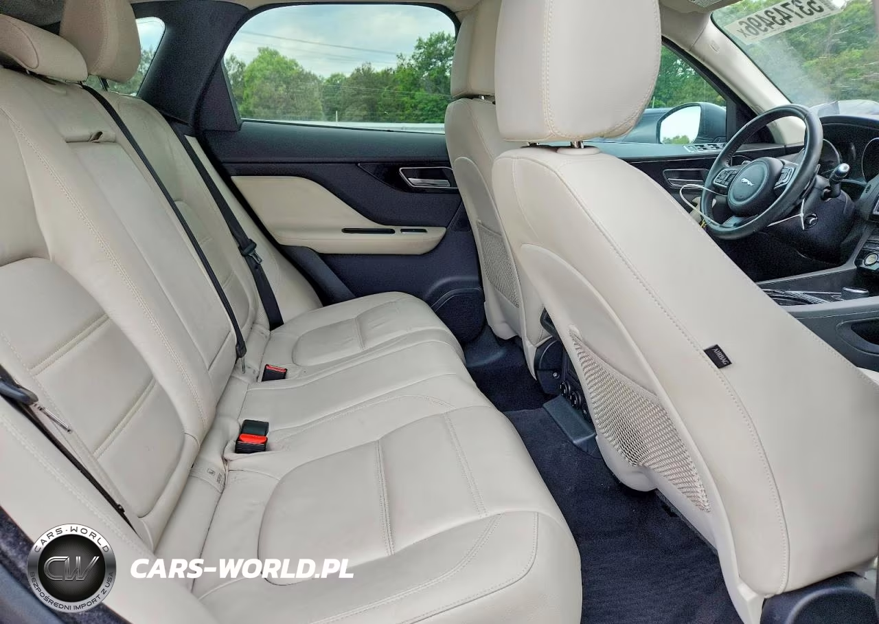 2017 Jaguar F-Pace Prestige VIN:SADCK2BN1HA099918 - 11