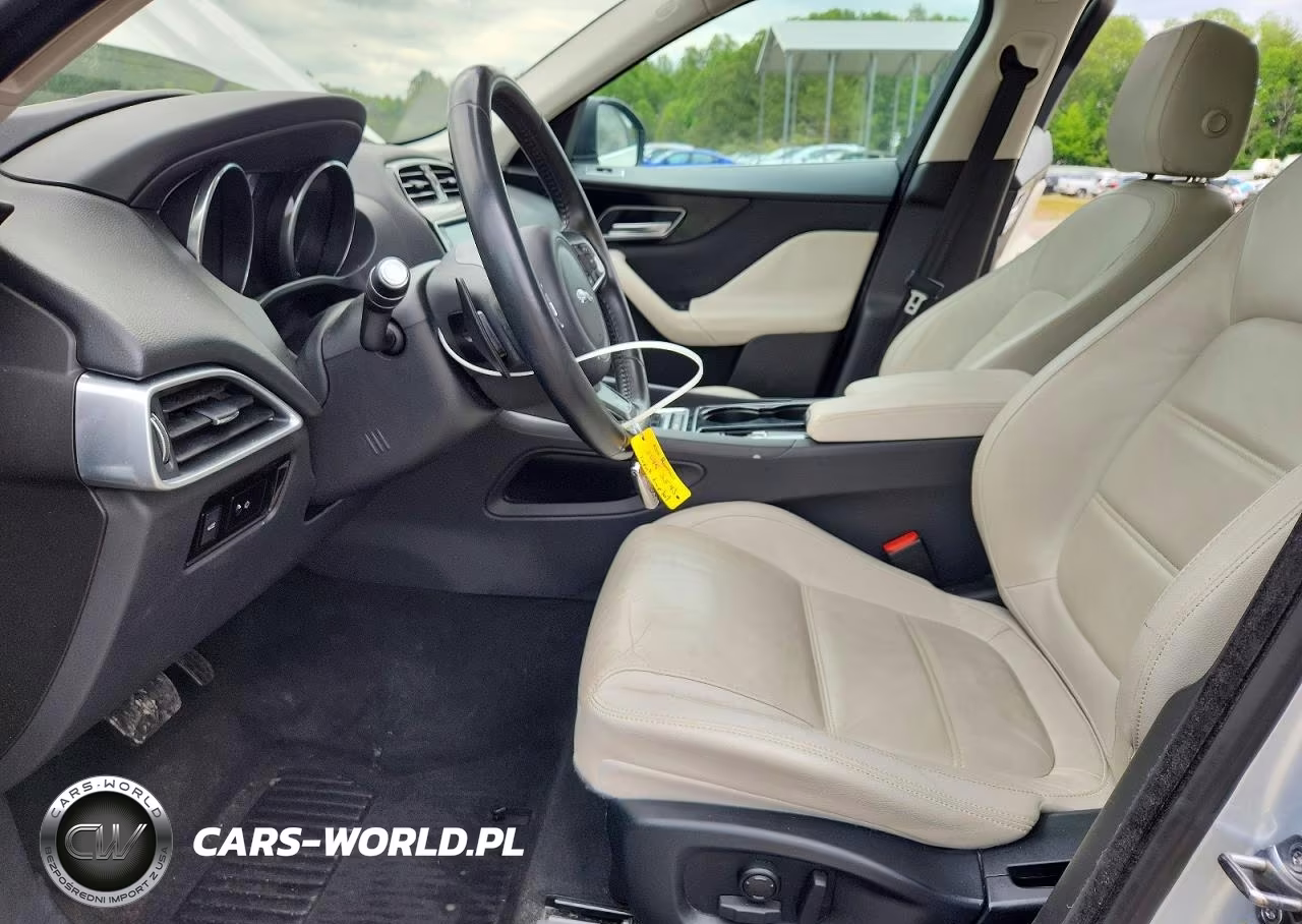 2017 Jaguar F-Pace Prestige VIN:SADCK2BN1HA099918 - 7