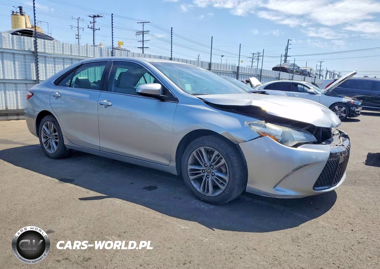 2016 Toyota Camry Se VIN:4T1BF1FK5GU584514 - 4