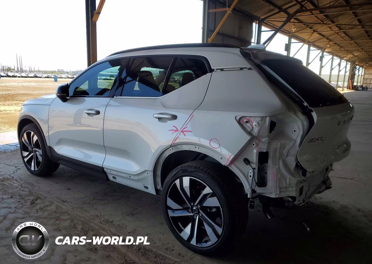 2025 Volvo Xc40 Plus VIN:YV4L12UCXS2458207 - 2