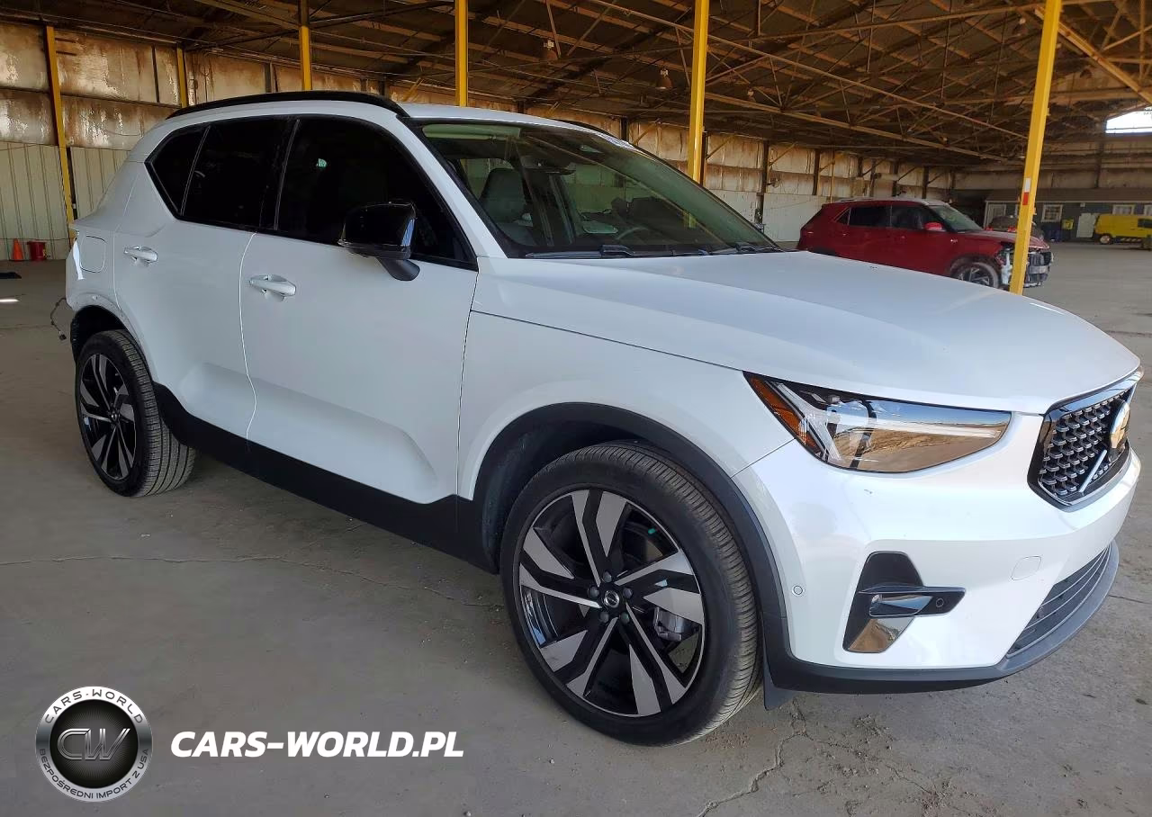 2025 Volvo Xc40 Plus VIN:YV4L12UCXS2458207 - 4